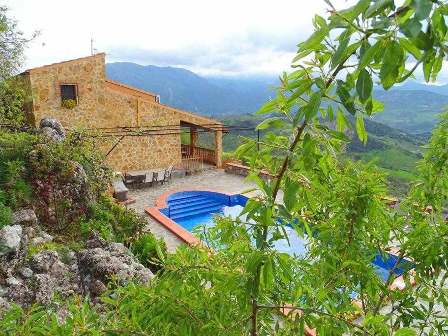 El Valle Dorado El Gastor Buitenkant foto
